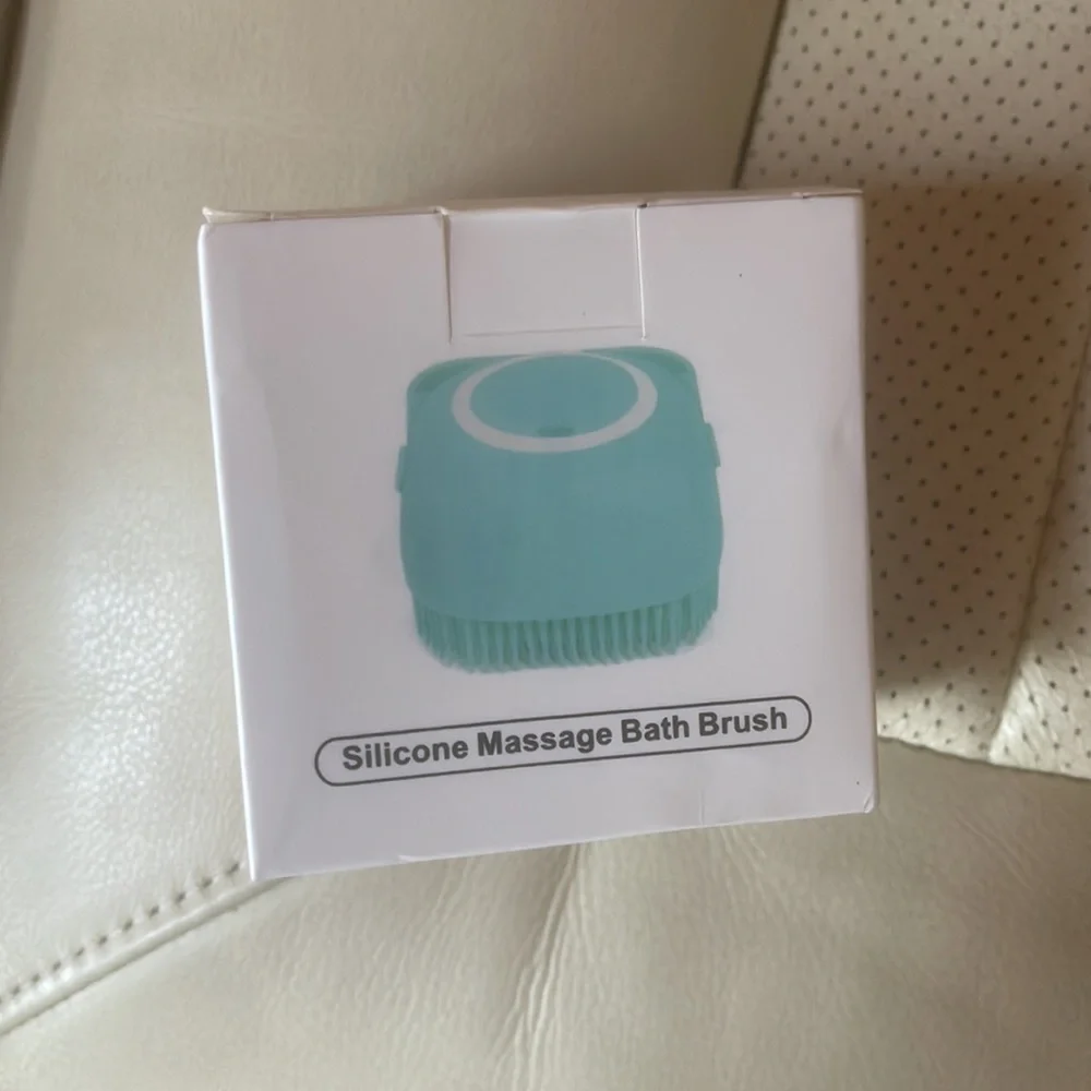 NIB silicone massage bath brush